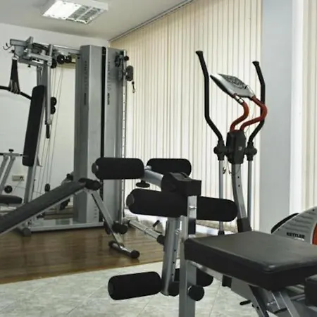 Lilou - 3 Pools, Spa, Gym, Playgrounds Apartment *