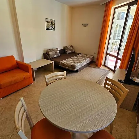 Lilou - 3 Pools, Spa, Gym, Playgrounds Apartment Sunny Beach