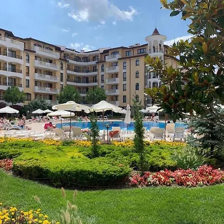 Apartment Lilou - 3 Pools, Spa, Gym, Playgrounds Sunny Beach