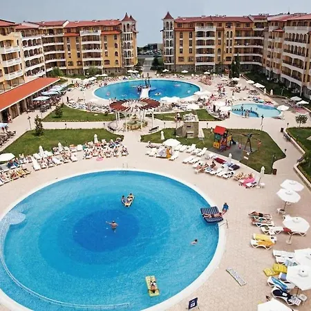 Apartment Lilou - 3 Pools, Spa, Gym, Playgrounds