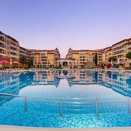 Apartment Lilou - 3 Pools, Spa, Gym, Playgrounds *